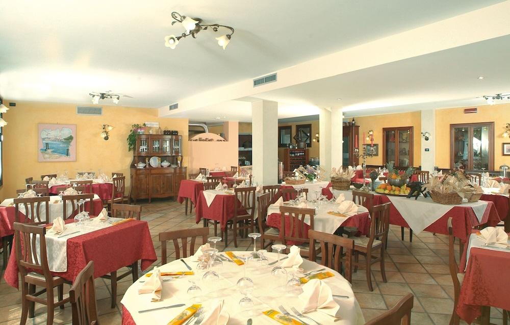 Hotel Conca Zone